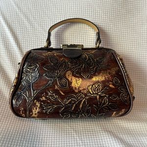 Patricia Nash Embossed Floral Bag 💼🍁 (Rare)